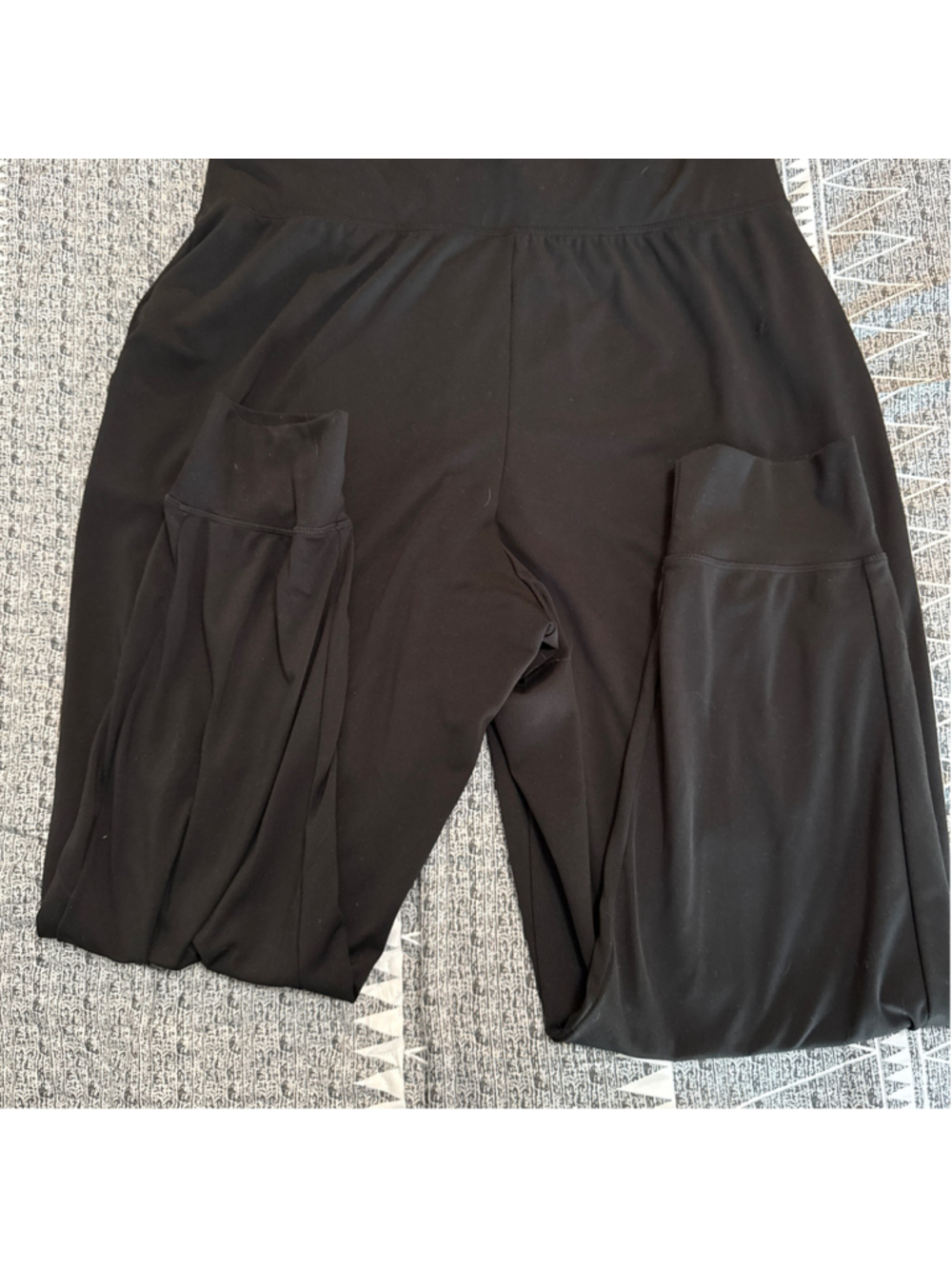 Women's GapFit Studio High Rise Jogger Pants Black Size L - Picture 4 of 4